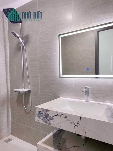 100 Triệu  CỌC NGAY NHÀ MỚI NGÕ 38 XUÂN LA 5 TẦNG KÍNH KONG Ô TÔ NGAY HỒ TÂY NHANH CHÂN KHÔNG CHỦ