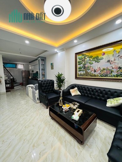 Bán nhà biệt thự đẳn cấp  phố Vân Trì . diện tích khủng 210m2 . Ô tô tránh ở cực sướng . giá 12.6 tỷ