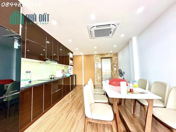 Nhà mặt phố Cù Chính Lan, Thanh Xuân, 8 tầng ô tô đỗ tận cửa, kinh doanh mọi lĩnh vực, bàn giao