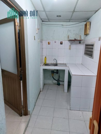 Phòng nội thất cơ bản 326 Nguyễn Trọng Tuyển, P1, Tân Bình