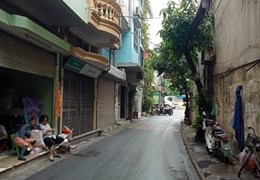CHỈ BÁN NHÀ ĐẸP.PHỐ PHAN ĐÌNH GIÓT.50M2.MẶT TIỀN 6M. 4 TẦNG .
MẶT  PHỐ LỚN.Ô TÔ ĐỖ CỬA.VỊ TRÍ KINH