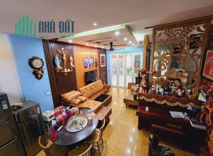 Nhà dân xây Phạm Văn Đồng, Cầu Giấy 2 thoáng, nội thất đầy đủ 46m x 5.5 tỷ 0343564283