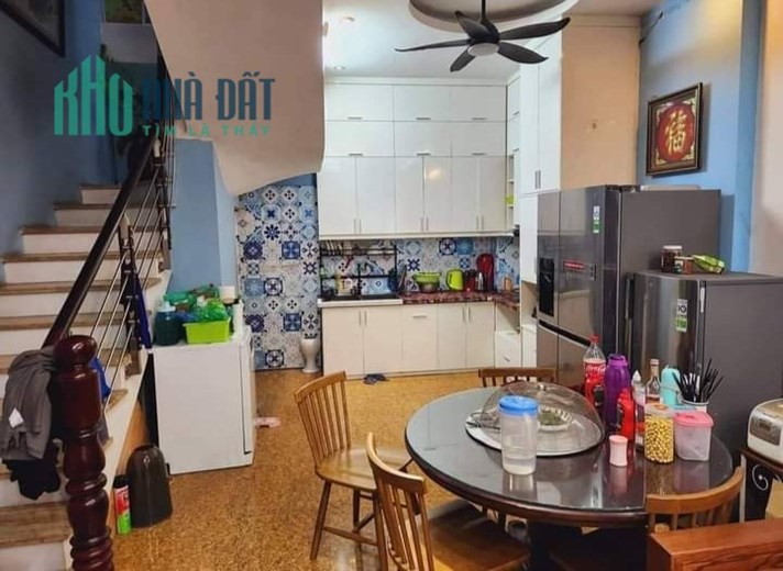 Nhà dân xây Phạm Văn Đồng, Cầu Giấy 2 thoáng, nội thất đầy đủ 46m x 5.5 tỷ 0343564283