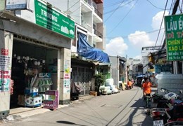 MẶT TIỀN KINH DOANH SẦM UẤT --