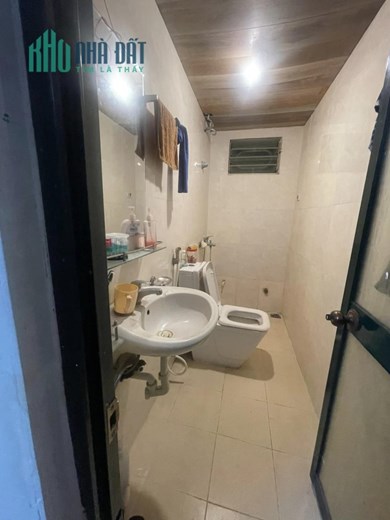 Bán gấp nhà Giá Tốt ngõ thoáng Kim Mã - Ba Đình giá 2,6 tỷ, 30mx4T, Sđcc, để xe thoải mái