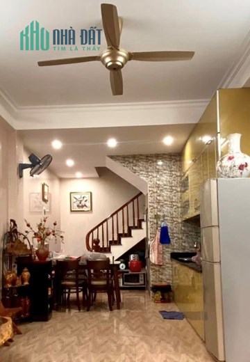 Bán nhà Ngõ 354 Đường TRƯỜNG CHINH, diện tích 34m2, giá 4,5 tỷ.