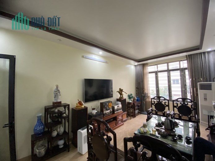 Cho thuê nhà tuyến 2 Lê Hồng Phong  5 tầng thang máy full đồ 20 tr