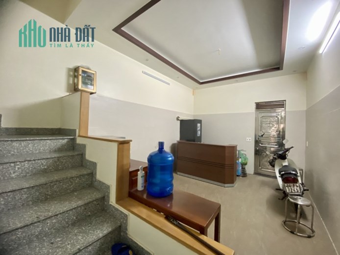 Cho thuê nhà tuyến 2 Lê Hồng Phong  5 tầng thang máy full đồ 20 tr