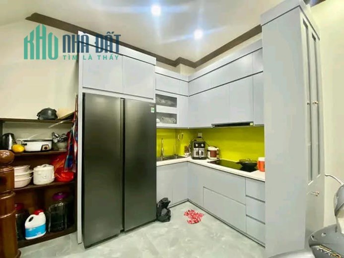 HOA HẬU QUẬN HOÀNG MAI! NHÀ MỚI 38M2 5 TẦNG GIÁ CỰC YÊU 4.X TỶ.