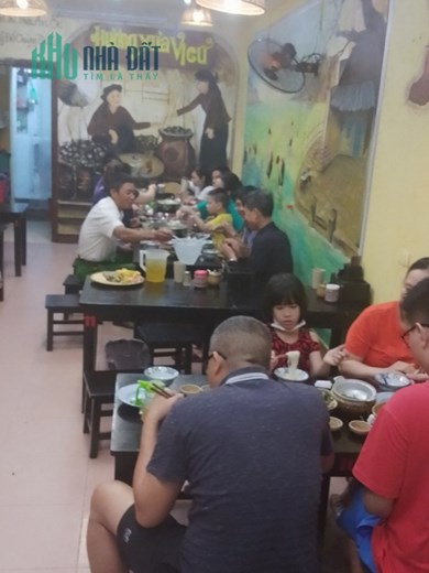 SANG NHƯỢNG MẶT BẰNG HÀNG ĂN ĐỊA CHỈ 97 NGỌC LÂM, LONG BIÊN, HÀ NỘI