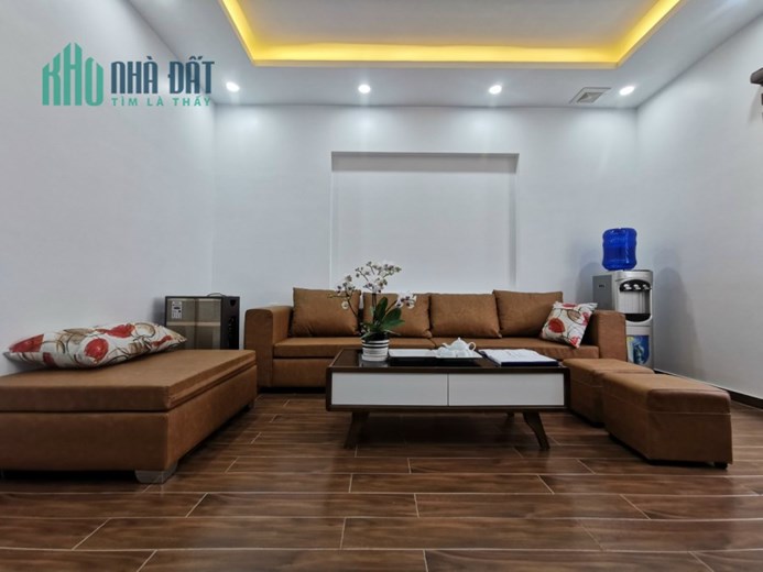 Bán nhà 4 Tầng 61 m Có Thang máy 5 tỷ 680 Hải An