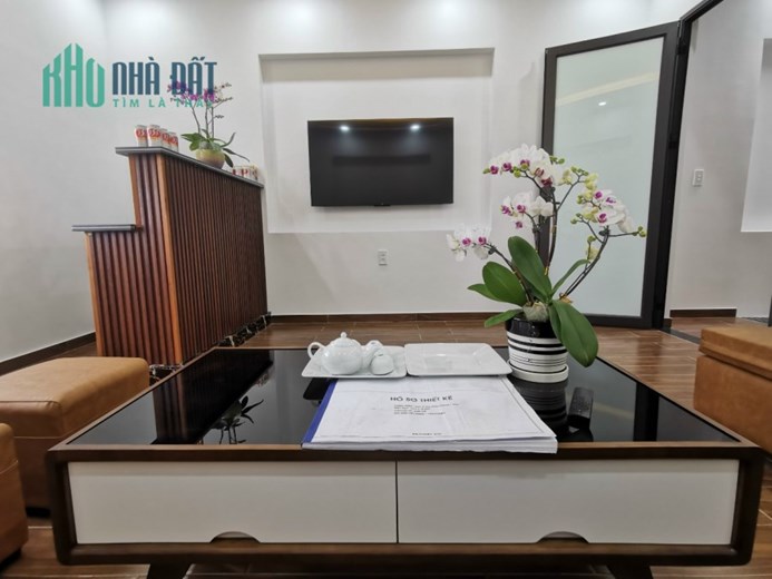 Bán nhà 4 Tầng 61 m Có Thang máy 5 tỷ 680 Hải An