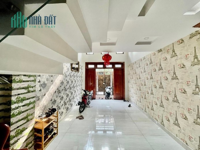 19.Bán nhà 4 tầng Full nội thất Huỳnh Văn Nghệ - P15 – Tân Bình