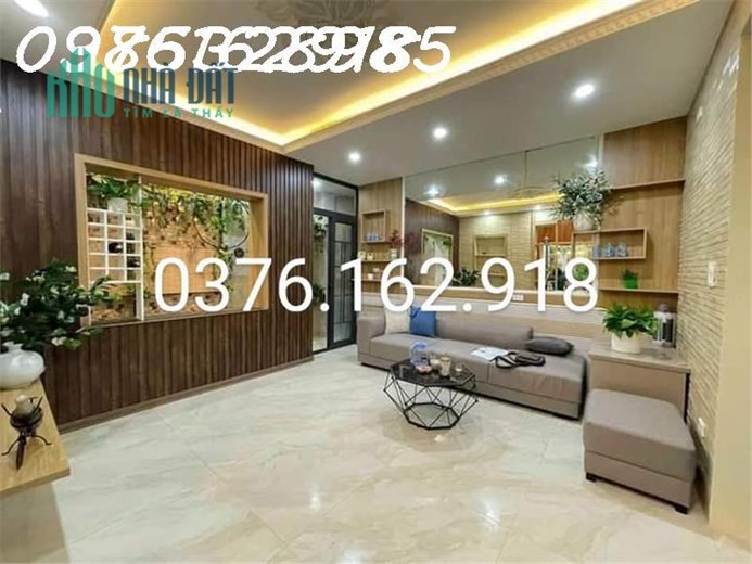 BỒ ĐỀ-Ô TÔ- VIEW HỒ- 65M FULL ĐỒ -NHỈNH 5 TỶ