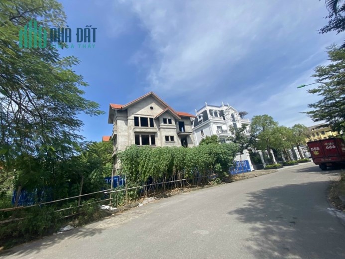 Bán biệt thự xây Thô 550 M lô góc tuyến 2 Lê Hồng Phong 51 tỷ
