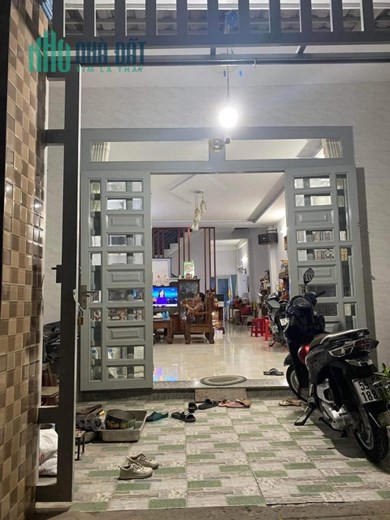 17.Cần bán gấp nhà Nguyễn Sỹ Sách - P15 - Tân Bình 4.2 x 20 đúc 2 tầng