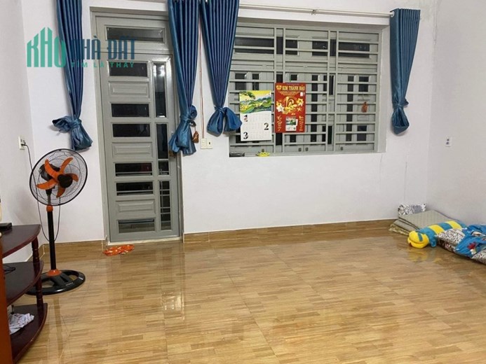 17.Cần bán gấp nhà Nguyễn Sỹ Sách - P15 - Tân Bình 4.2 x 20 đúc 2 tầng