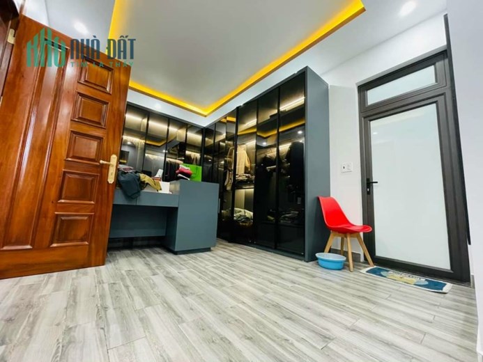 Bán căn biệt thự 200M ngang 10  sân Vườn Hải An