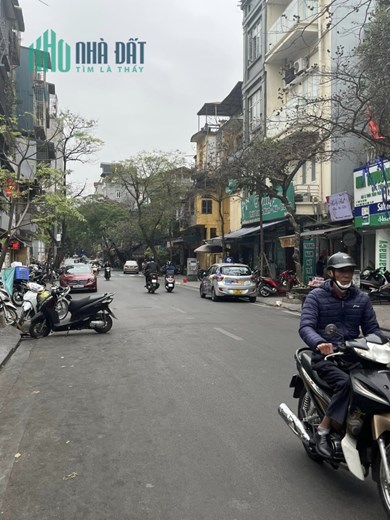 Bán Nhà Mặt Phố Châu Long, mặt tiền 5,5m, diện tích 102m2 giá cực rẻ 43 ty sổ hoa hậu cực hiếm