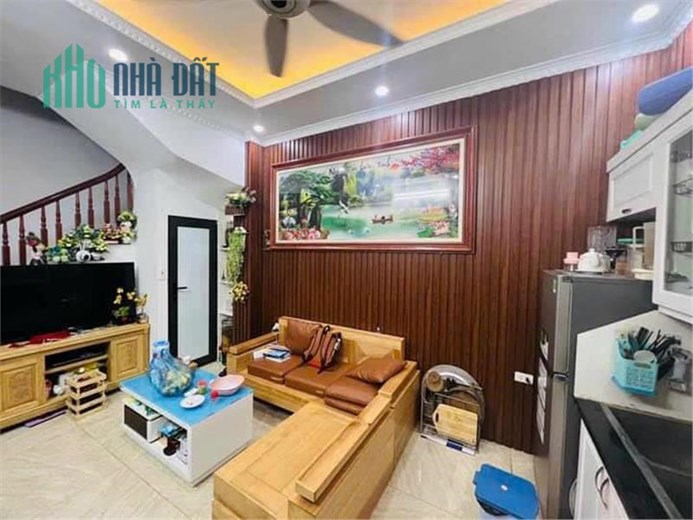 Bán nhà Bồ Đề Nhỉnh 3 tỷ hiếm nhất Bồ Đề- Ô tô đỗ cổng, ngõ thông Nguyễn Văn Cừ Ái Mộ.