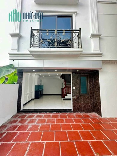 Nhà Bắc Từ Liêm Nhỉnh 01 tỷ sở hữu ngay nhà 4 tầng, tiện ích đầy đủ, ngõ rộng ô tô