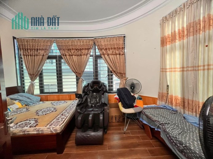 Bán nhà Chùa Bộc 14 tỷ 8 , mua bán nhà riêng Đống Đa Hà Nội giá rẻ