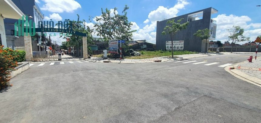 Cần bán lô đất mặt tiền KDC Diamond City, Long Bình Tân, Biên Hoà 3,65tỷ