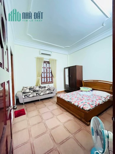 XE HƠI CẶP NHÀ - ĐÚC 3 TẤM - SÁT CỔNG VẠN PHÚC CITY - 80M2 - NHÍCH 5 TỶ