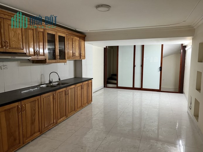 ĐỐNG ĐA -  5 TẦNG - MẶT PHỐ HÀO NAM - VỈA HÈ MÊNH MÔNG - Ô TÔ DỪNG ĐỖ - KINH DOANH CỰC GIÁ TRỊ -