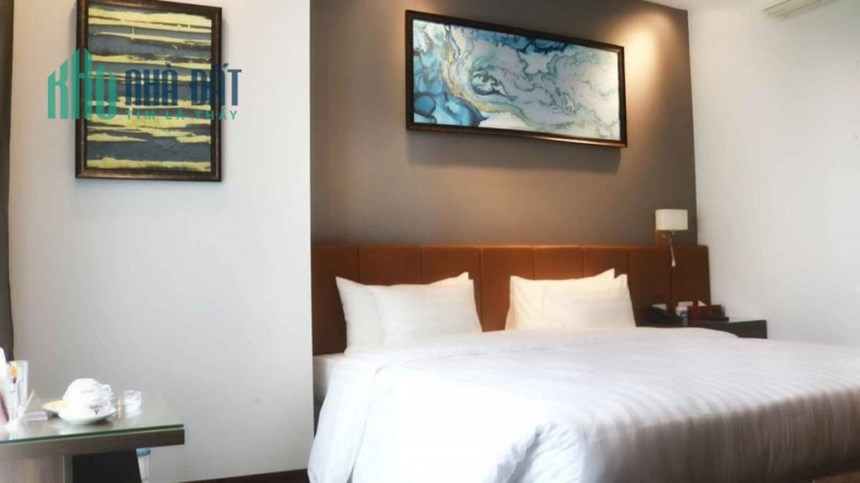 VIP lắm luôn! khách sạn cao cấp trung kính ,lô góc 171m 8t chỉ 83tỷ.