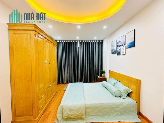 Lô góc 136 Cầu Diễn,DT 47m2, giá 2.6 tỷ, Oto Gần ,Kinh Doanh Sầm Uất