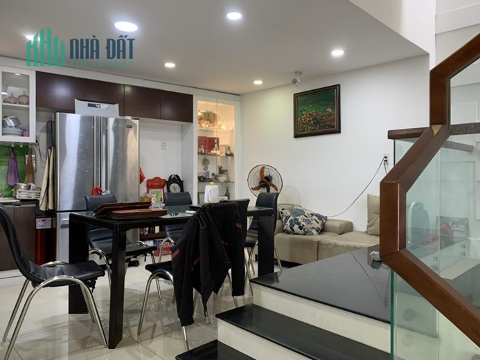 Bán nhà HXH 10m Lãnh Binh Thăng - Quận 11, DT:  67m2, 6 Tầng - 6PN, 11.5 tỷ (TL)
