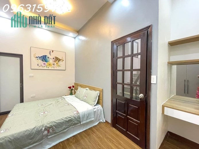 SIÊU PHẨM QUAN NHÂN THANH XUÂN, Ô TÔ ĐỖ CỬA SÂN RIÊNG 65M2 5 TÂNG NHỈNH 5 TỶ