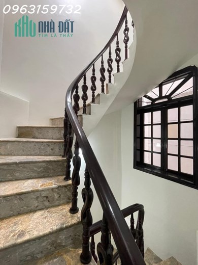 SIÊU PHẨM QUAN NHÂN THANH XUÂN, Ô TÔ ĐỖ CỬA SÂN RIÊNG 65M2 5 TÂNG NHỈNH 5 TỶ