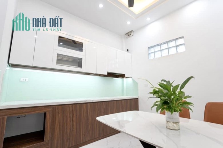 Bán Nhà Minh Khai, 40m x 4 tầng, 4.2 tỷ, mặt ngõ thông rộng