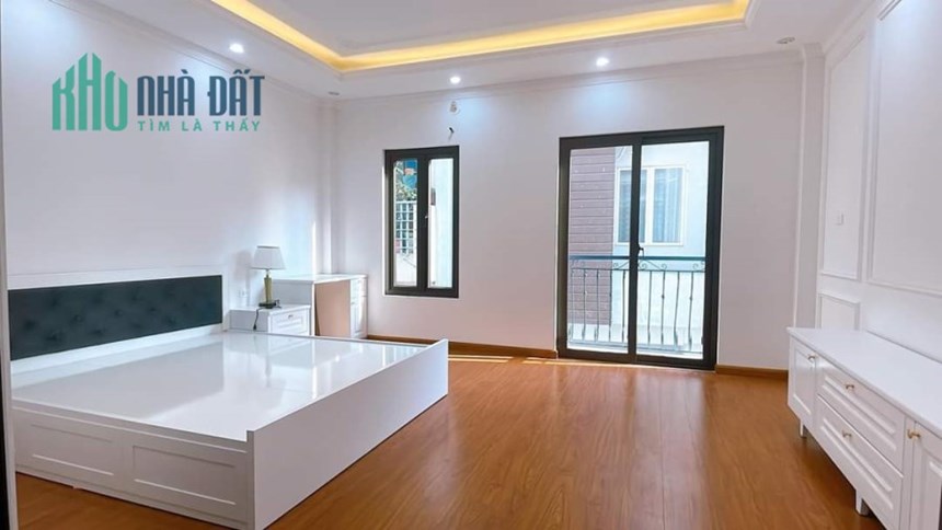 BÁN NHÀ NGÕ 158 NGUYỄN VĂN CỪ- ÁI MỘ- BỒ ĐỀ- LONG BIÊN- GARA 7C- THANG MÁY 10.5 ty