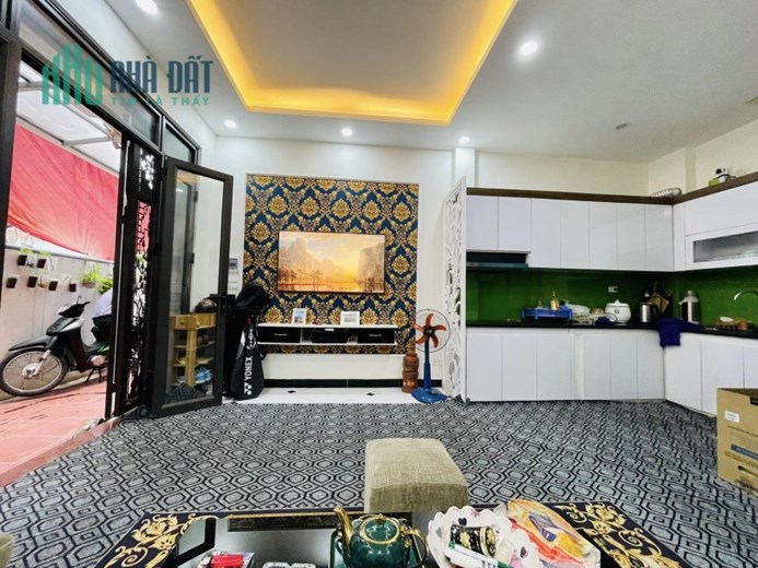 BÁN NHÀ NGÕ 126 KIM GIANG, MẶT TIỀN RỘNG, 33M2 GIÁ QUANH 4 TỶ