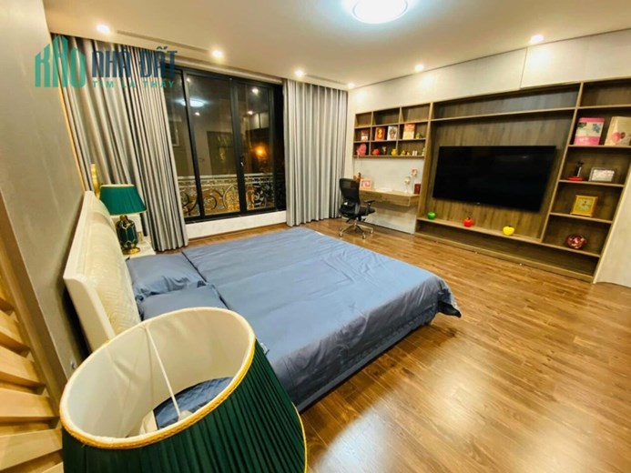 Bán nhà mặt phố Trung Kinh, Cầu Giấy 50m, 4 tầng, mt 4m. Giá: 25 tỷ