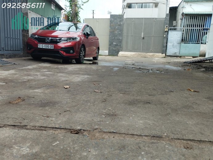 Gấp bán nhà hẻm 40 Xe hơi đỗ cửa - 50m Chỉ hơn 4 tỷ TL - Gần UBND Phường