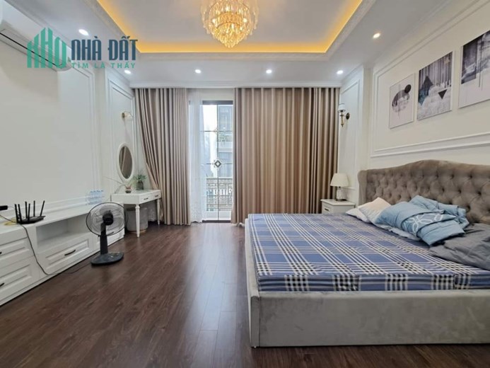 Bán nhà phố Trung Kính, Cầu Giấy 56m, 5 tầng, mt 15m. Giá: 21 tỷ