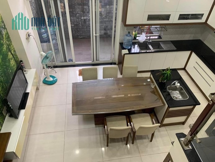 Khu vực đẳng cấp hiếm nhà bán dân trí cao - KDC  Phú Mỹ Hưng - Quận 7 . DTSD 379m2 giá chỉ 23 tỷ