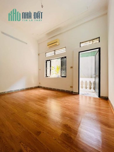 Mặt phố Nguyễn Lương Bằng, Đống Đa kinh doanh cực đỉnh, ô tô tránh 94m2 chỉ 21.6 tỷ