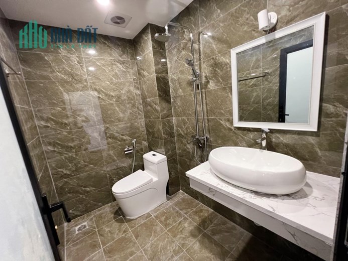 Bán căn nhà 55m2 Mặt phố Thụy Khuê, Tây Hồ Gara 2 Ô tô Vỉa hè Kinh doanh vô đối 13.8 Tỷ