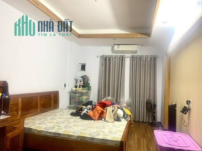 Bán nhà gần Times City, ngõ rộng, nội thất toàn gỗ Lim 6 tầng, Ô tô gần, DT34m2, 3.1 tỷ.