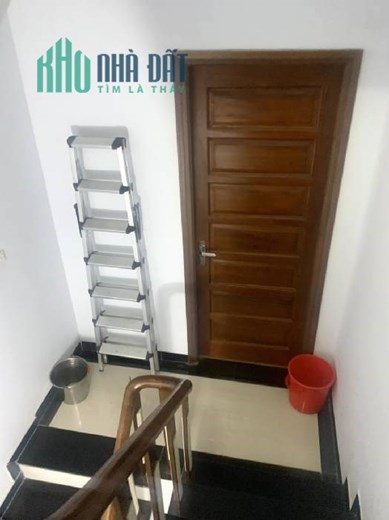 Bán nhà gần Times City, ngõ rộng, nội thất toàn gỗ Lim 6 tầng, Ô tô gần, DT34m2, 3.1 tỷ.
