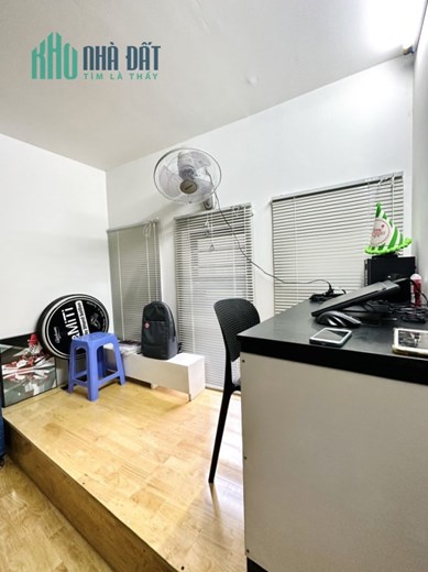 BÁN NHÀ MẶT TIỀN QUẬN 3 39M2 NỞ HẬU 7M 5 TẦNG 7 PHÒNG NGỦ TRẦN VĂN ĐANG 6.2 TỶ.