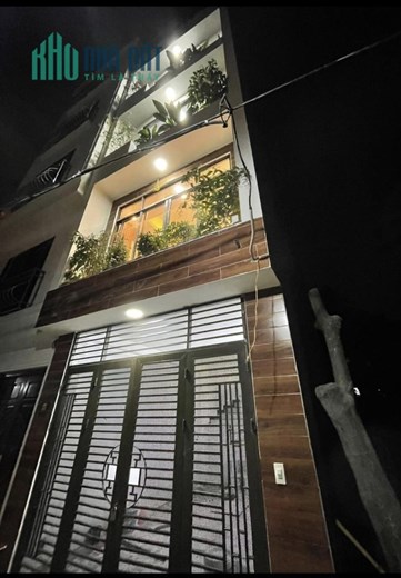 Bán nhà 5 tầng Tặng Nội Thất , Ngõ Nông Gần Phố, Ô Tô Lùi Cửa Quận Bắc Từ Liêm