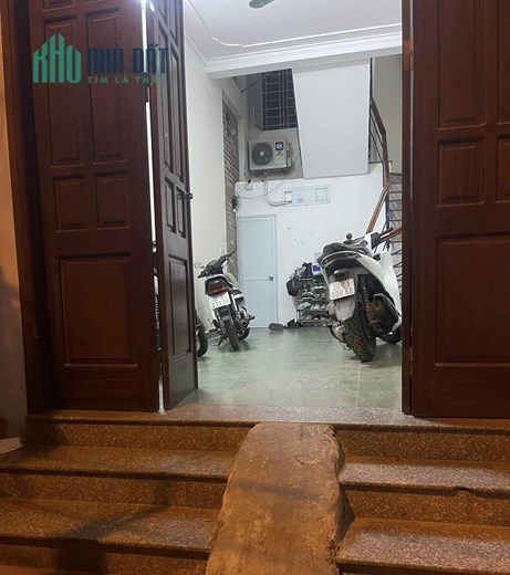 TRUNG TÂM CẦU GIẤY, DÂN XÂY KIÊN CỐ - NGÕ NÔNG - SỔ ĐẸP – DÂN TRÍ CAO, AN NINH TỐT 4T X 55M2 – 5.85