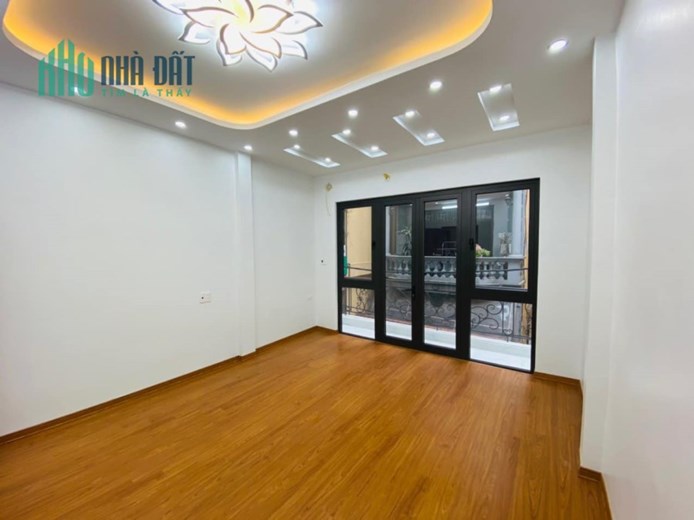 Bán nhà Trung Liệt 41m x 4 tầng, mt: 4.1m, garo ô tô, sát phố