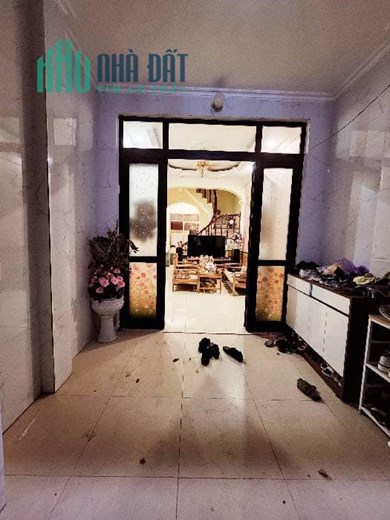 BÁN NHÀ HOÀNG MAI-ĐỊNH CÔNG- NHÀ 5 TẦNG CHỈ VỚI GIÁ NHỈNH 3 TỶ BẠN SỞ HỮU CĂN HỘ MỚI ĐẸP KINH KOONG